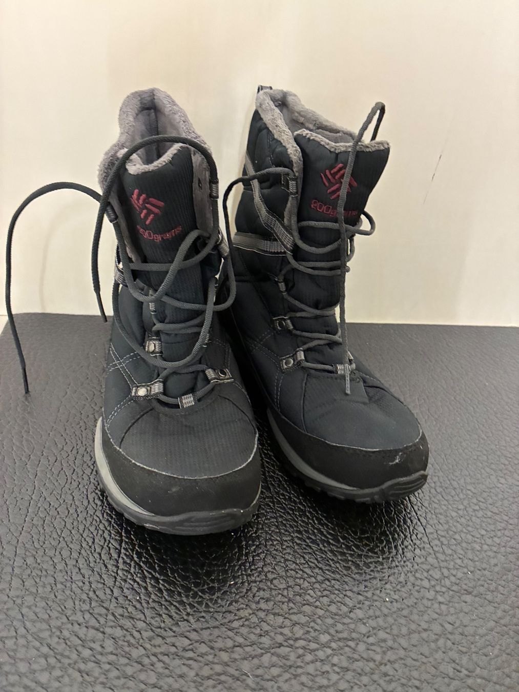 Columbia Scarpe da donna: Columbia Wanderschuhe in Grösse 40 – Nuovo (secondo la descrizione) da Zürich venduto da van_5xbk