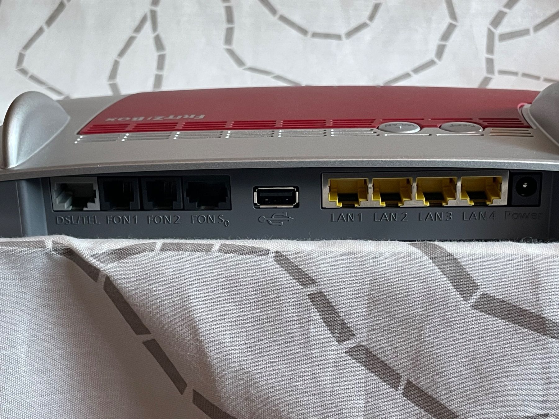 Fritz Modems & Router: Fritz Box 7390 Router, ab Fr. 1.-- – Gebraucht aus Rafz von stg101 4