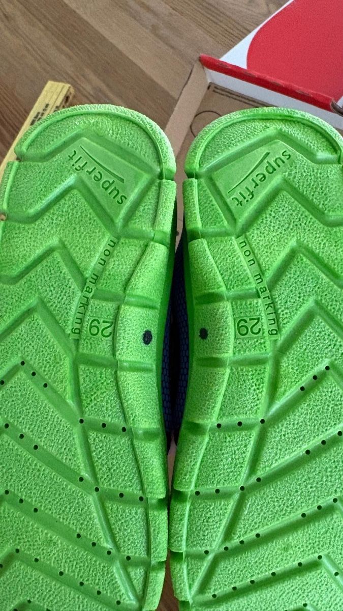 Superfit Scarpe per ragazzi: Hausschuhe Superfit Gr. 29 – Nuovo e nell'imballaggio originale da Ostermundigen venduto da katant 1