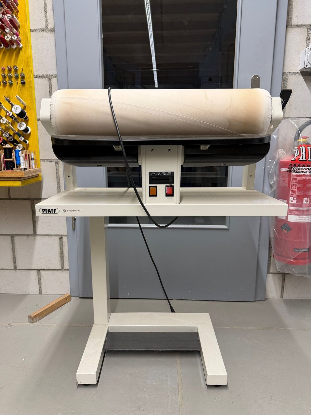 Assi da stiro: Pfaff Electronic Mangel – Usato da Münchenstein venduto da VSPBL-Verkauf