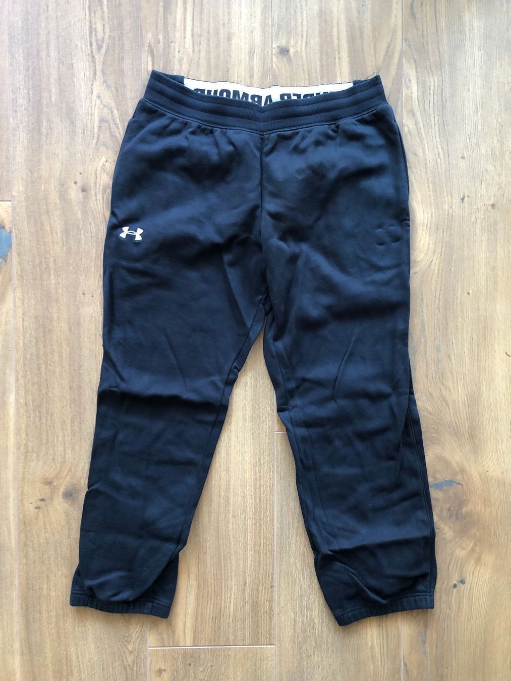 Pantaloni: Neuwertige UNDER ARMOUR Sweatpants – Usato da Mülenen venduto da CreativeSolutions 1