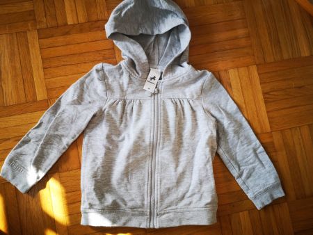 Pullover Kapuze und Verschluss /pull capuche fermeture 98