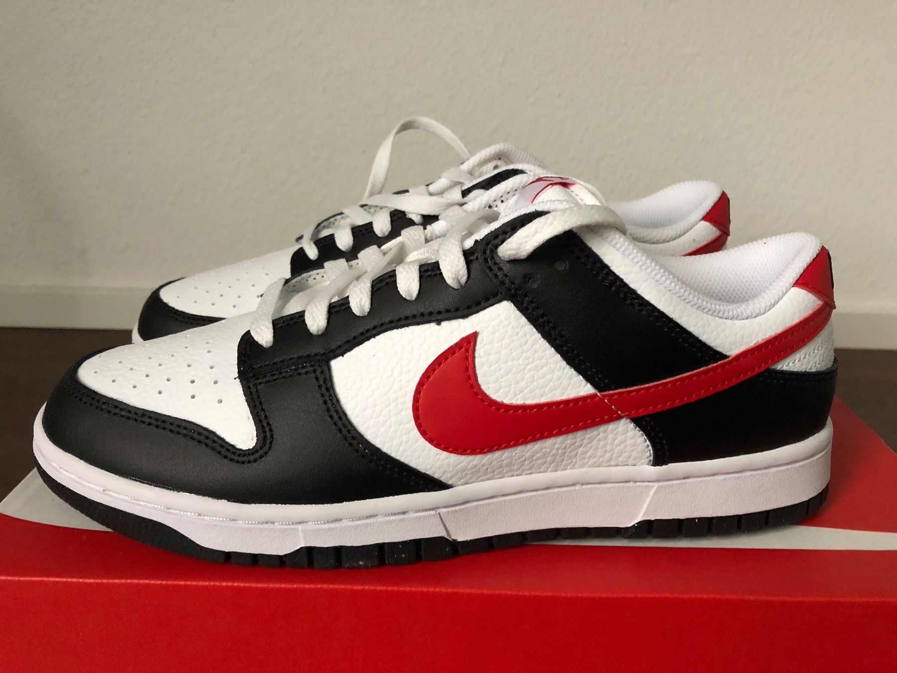 Nike Herrenschuhe: Nike Dunk Low Retro  EUR43 – Neu und originalverpackt aus Baar von tortuga72