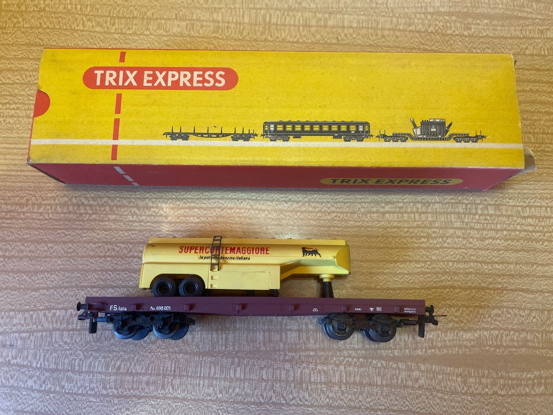 Trix Modelleisenbahnen: Trix Express H0 995 – Gebraucht aus Suhr von Daneli7 4