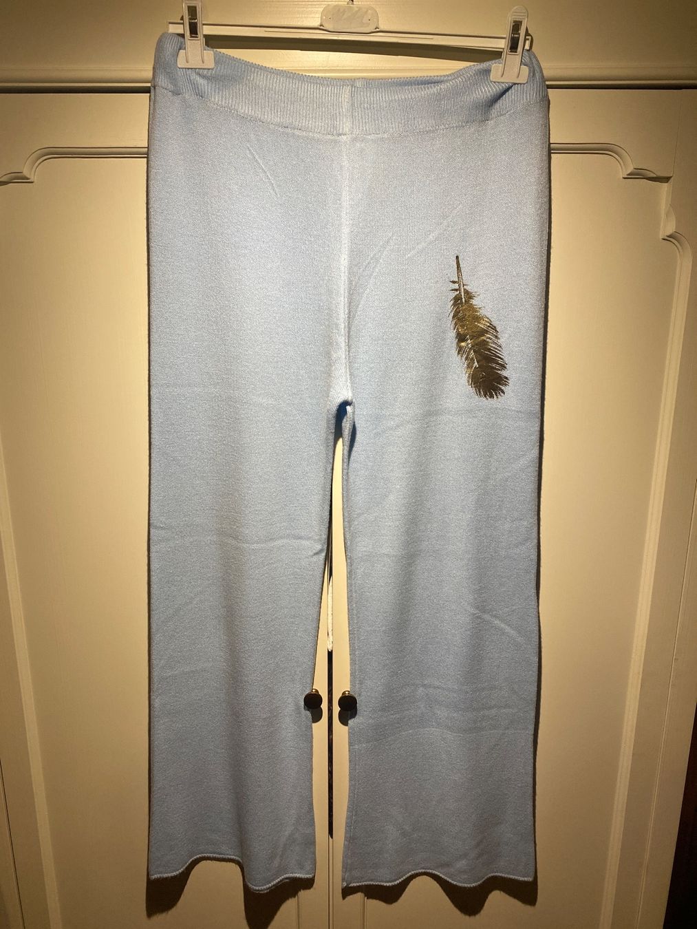 Pantaloni: LEICHTE HOSE HELLBLAU DAMEN – Nuovo e nell'imballaggio originale da Meienried venduto da ManuelaBoutique
