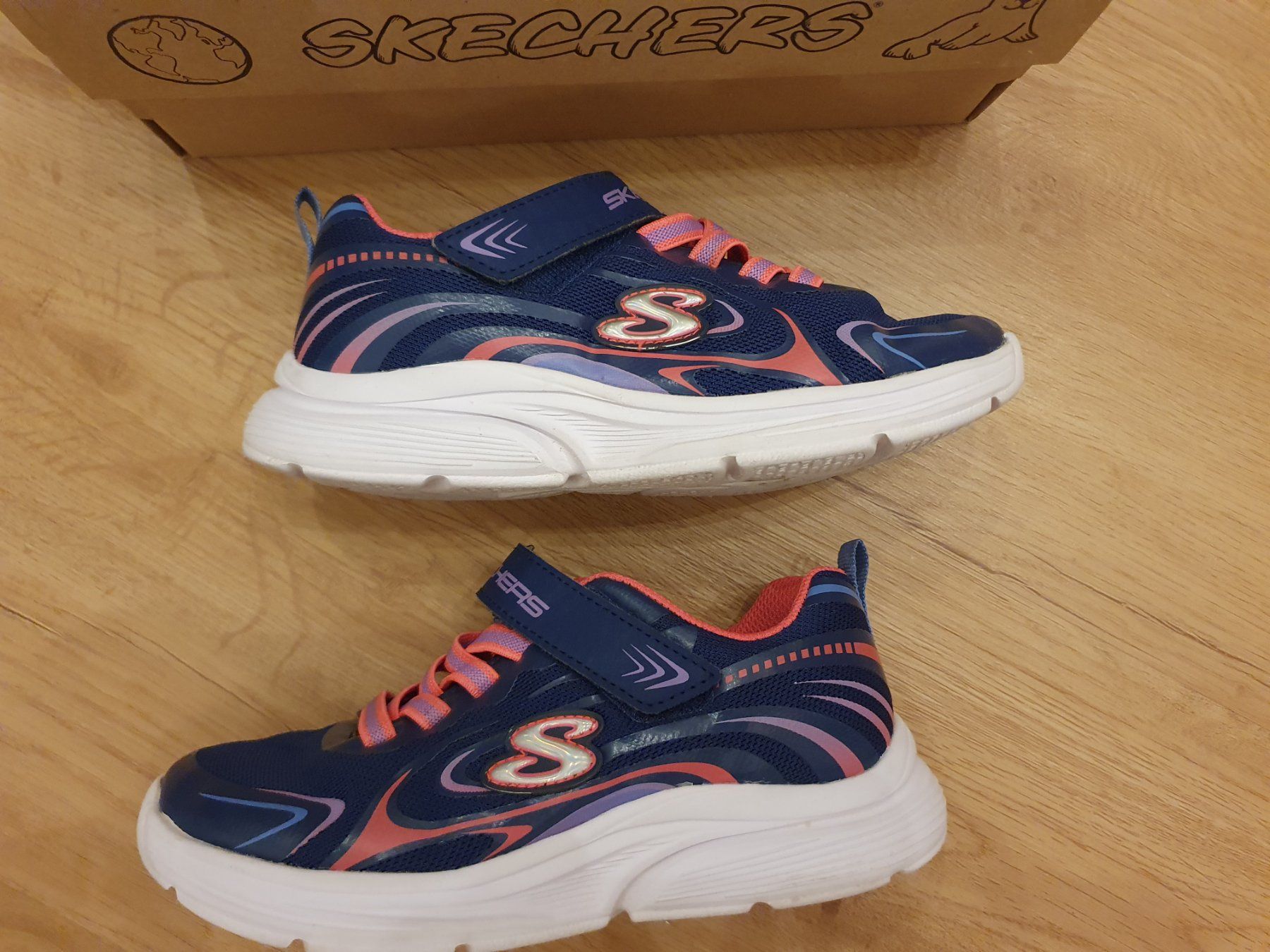 Skechers Scarpe per ragazze: Skechers Sneaker, Gr. 29 – Nuovo (secondo la descrizione) da Heinrichswil venduto da frankie19860 6