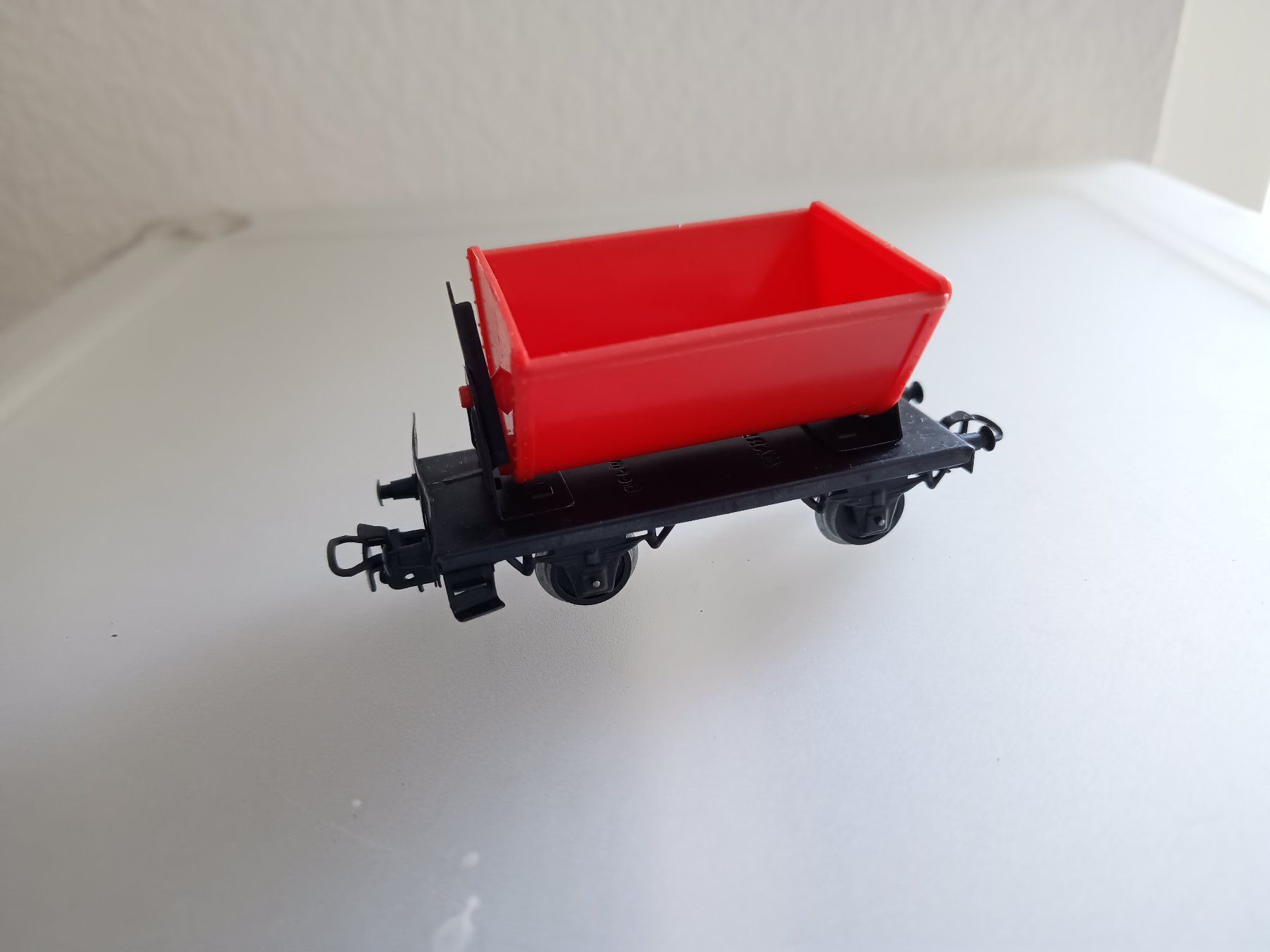 Märklin Modelleisenbahnen: Märklin H0 Kippwagen, klein, gebraucht – Gebraucht aus Döttingen von Schlei 4