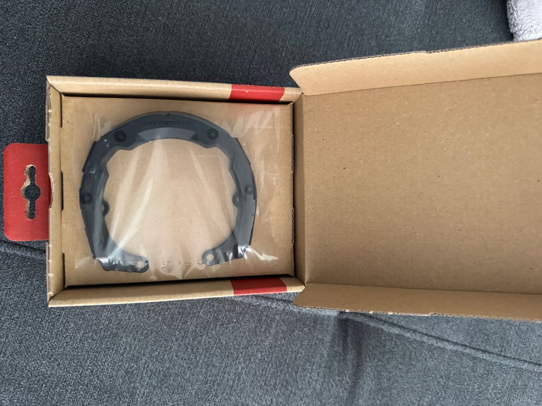 Alle Motorradersatzteile: Tank Ring – Neu und originalverpackt aus Davos-Platz von carkiko 3