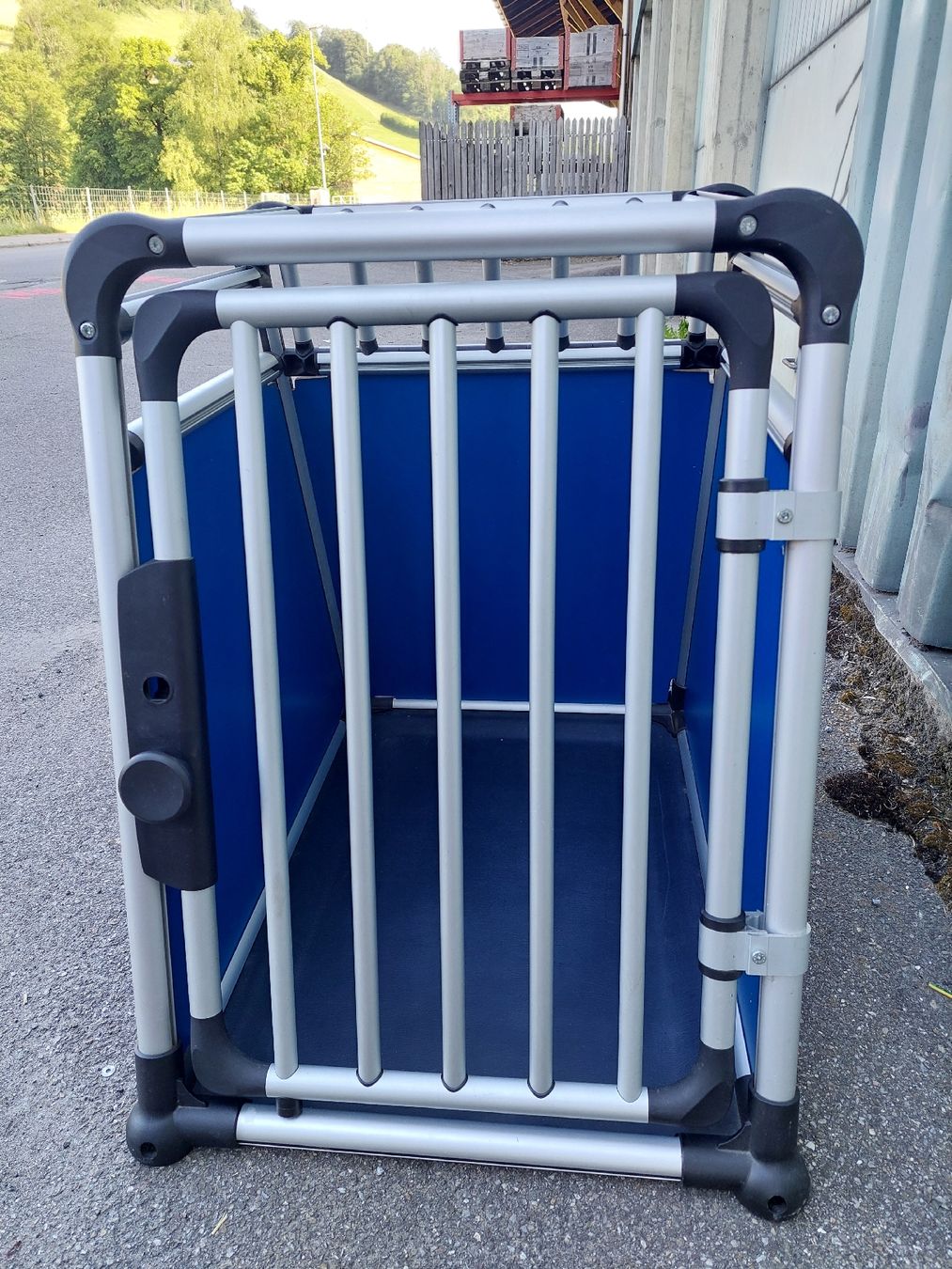 4pets Gabbie, trasporto & Sicurezza: Hundebox 4 Pets  – Usato da Lichtensteig venduto da rocky510