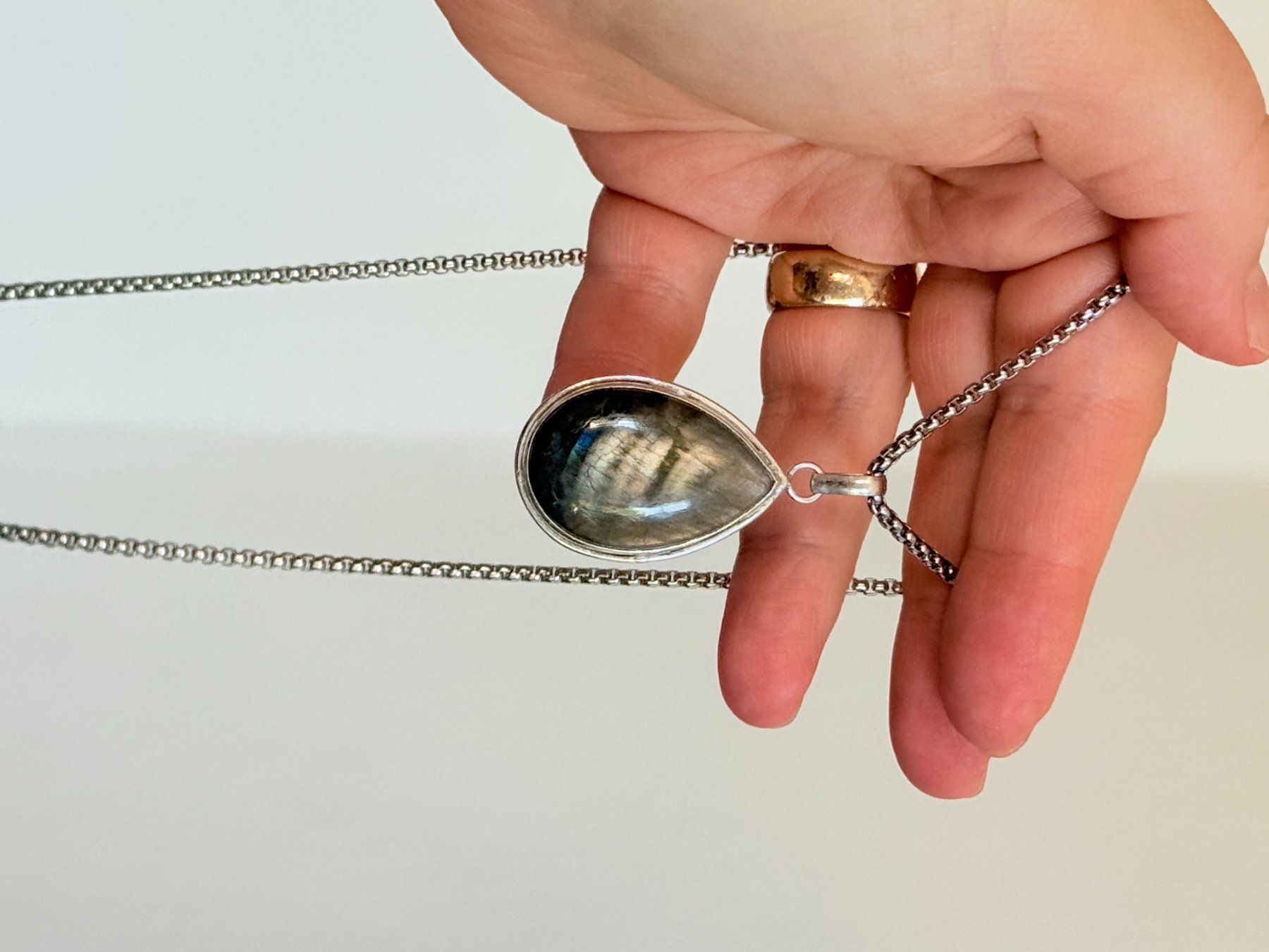 Catenine: Collier labradorite, élégant et tendance ✨ – Nuovo e nell'imballaggio originale da Genève venduto da AWWA 7