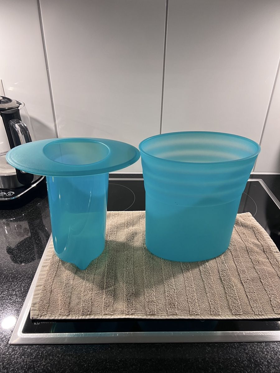 Tupperware Contenitori & Simili: Tupperware  Weinkühler in grün – Usato da Wimmis venduto da Luana31 2