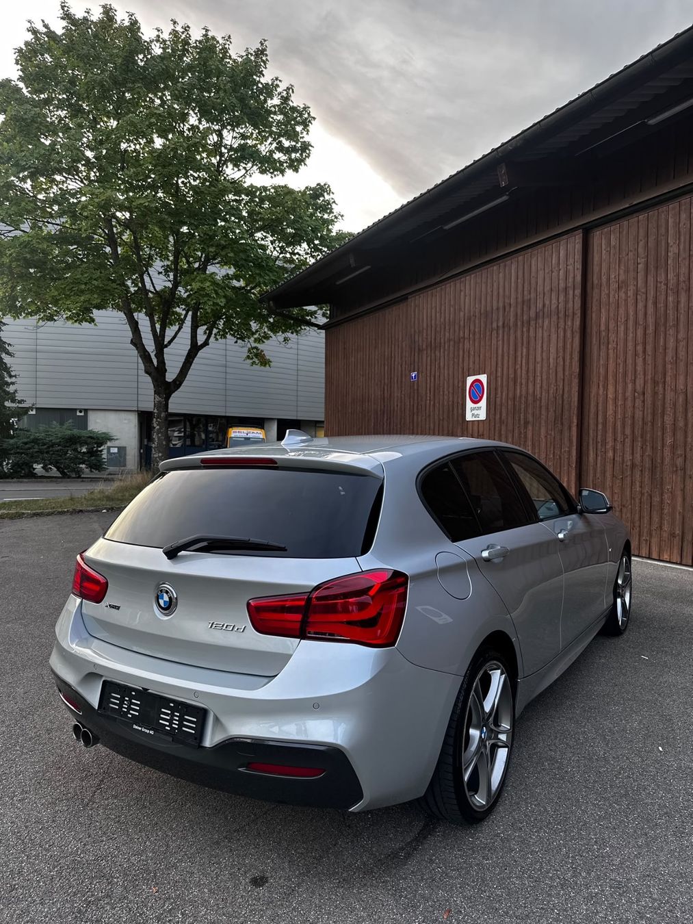BMW Automobili: BMW 1er M-Paket x-Drive – Usato da Winterthur venduto da don_5dv6 5