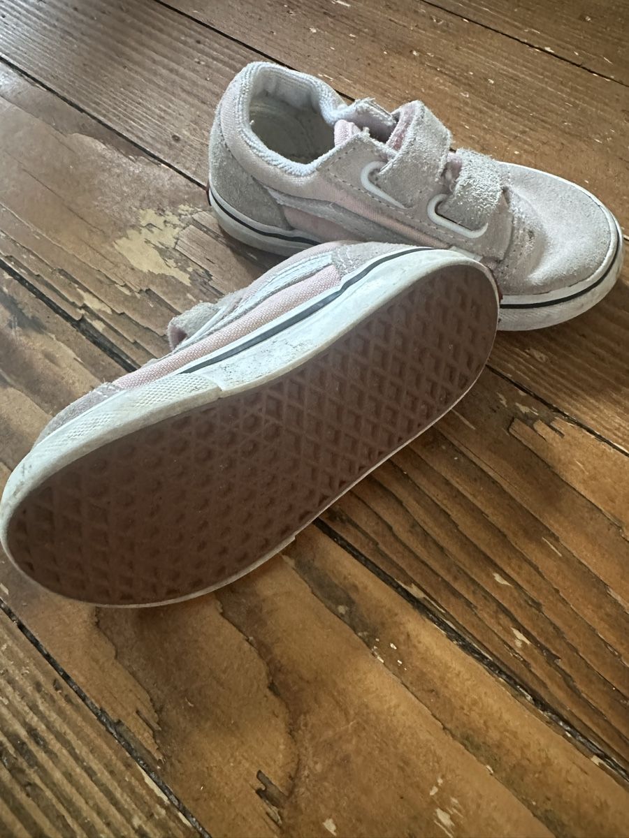 Vans Schuhe für Jungen: Vans Klettschuhe Grösse 23.5 rosa – Gebraucht aus Schaffhausen von NellyE 1