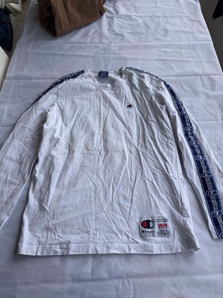 Champion Pulls & Sweat-shirts: Pull à manches longues Champion – D'occasion à Pully par ari_78pk