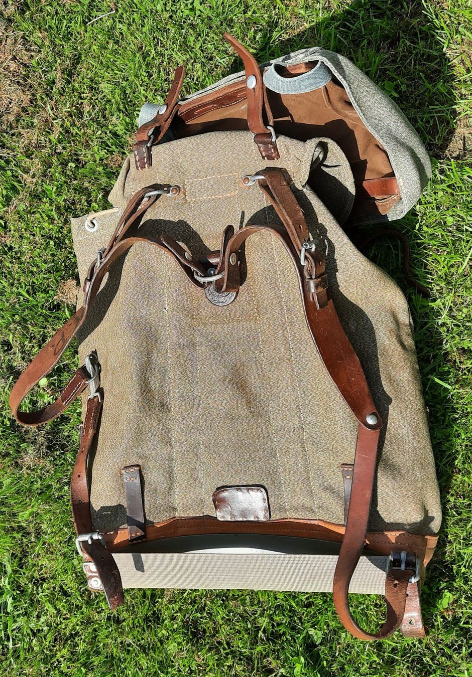 Rucksäcke: Rucksack Militär Armee Schweiz CH – Gebraucht aus Hedingen von Zwackul 9