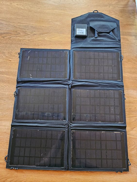 Dispositivi a energia solare: Solarpanel 21W faltbar – Usato da Busswil b.Melchnau venduto da horscht01