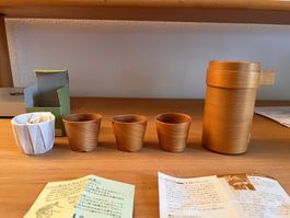 Seltenes Original Kurikyu Sake-Set — Akita-Zeder, Japan