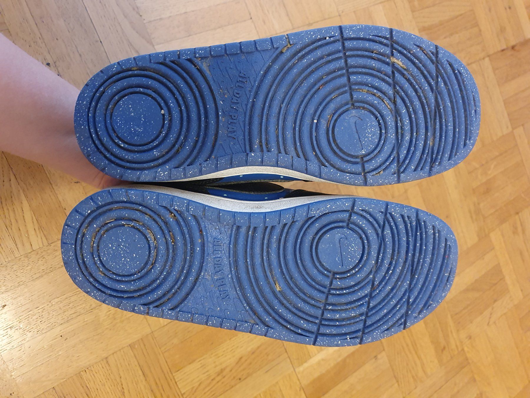 Nike Scarpe da uomo: Nike Sneaker Low, Grösse 37.5 – Usato da Genève venduto da sve_kk28 3