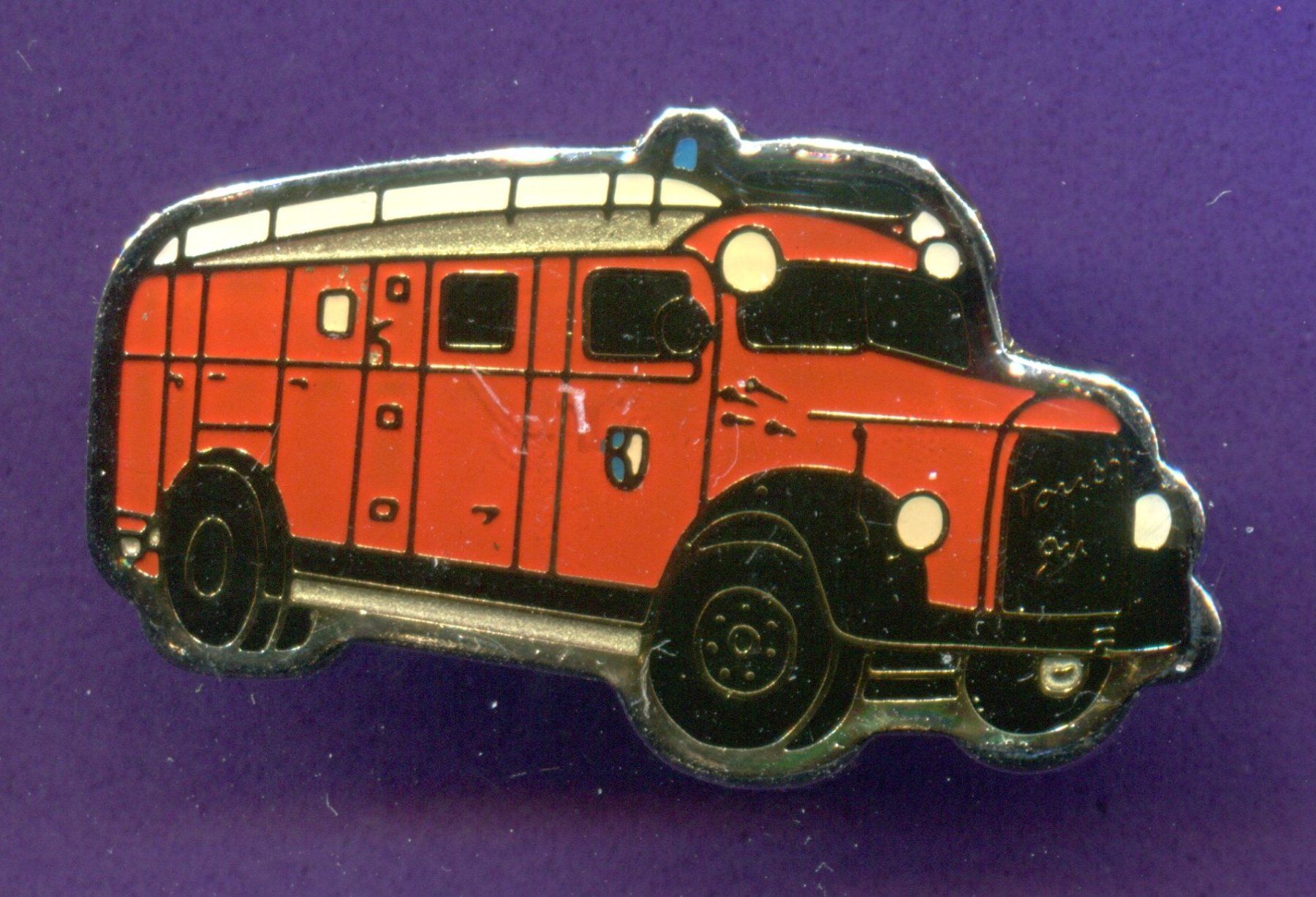 Placchette & Badge: Feuerwehrauto  SAURER – Usato da Winterthur venduto da Sammleroase