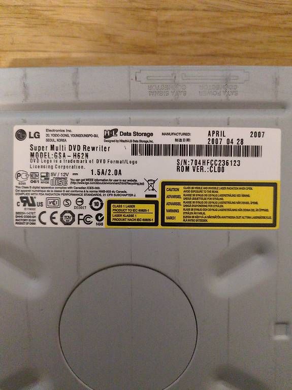 PCs: Lecteur/Graveur CD/DVD pour PC – D'occasion à Granges (Veveyse) par FlorianDe