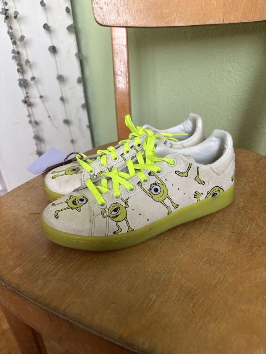 Adidas Scarpe da uomo: Basket Adidas Disney – Usato da Neuchâtel venduto da cam_lf7y 1