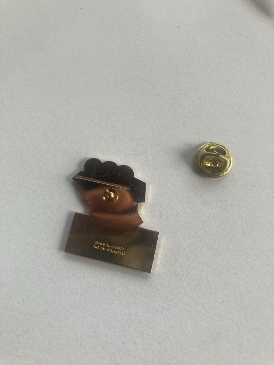 Placchette & Badge: Pin DUL-X – Usato da Eschlikon TG venduto da Urs.knopf 1