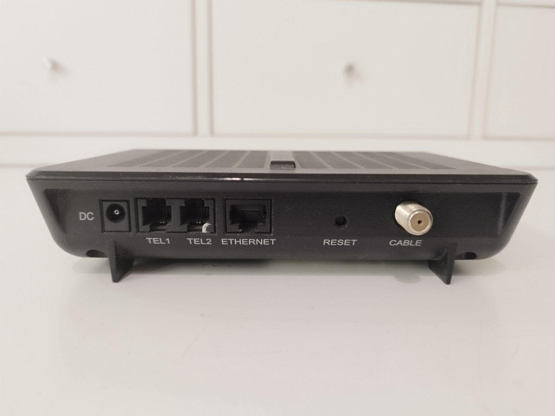 Modems & Router: Ubee EVM3200 (inkl. Netzteil) – Gebraucht aus Uster von NEVERLASTTRADING 2