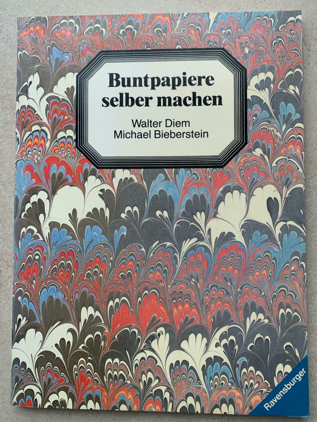 Libri: BUNTPAPIERE SELBER MACHEN – Usato da Brugg AG venduto da olamim