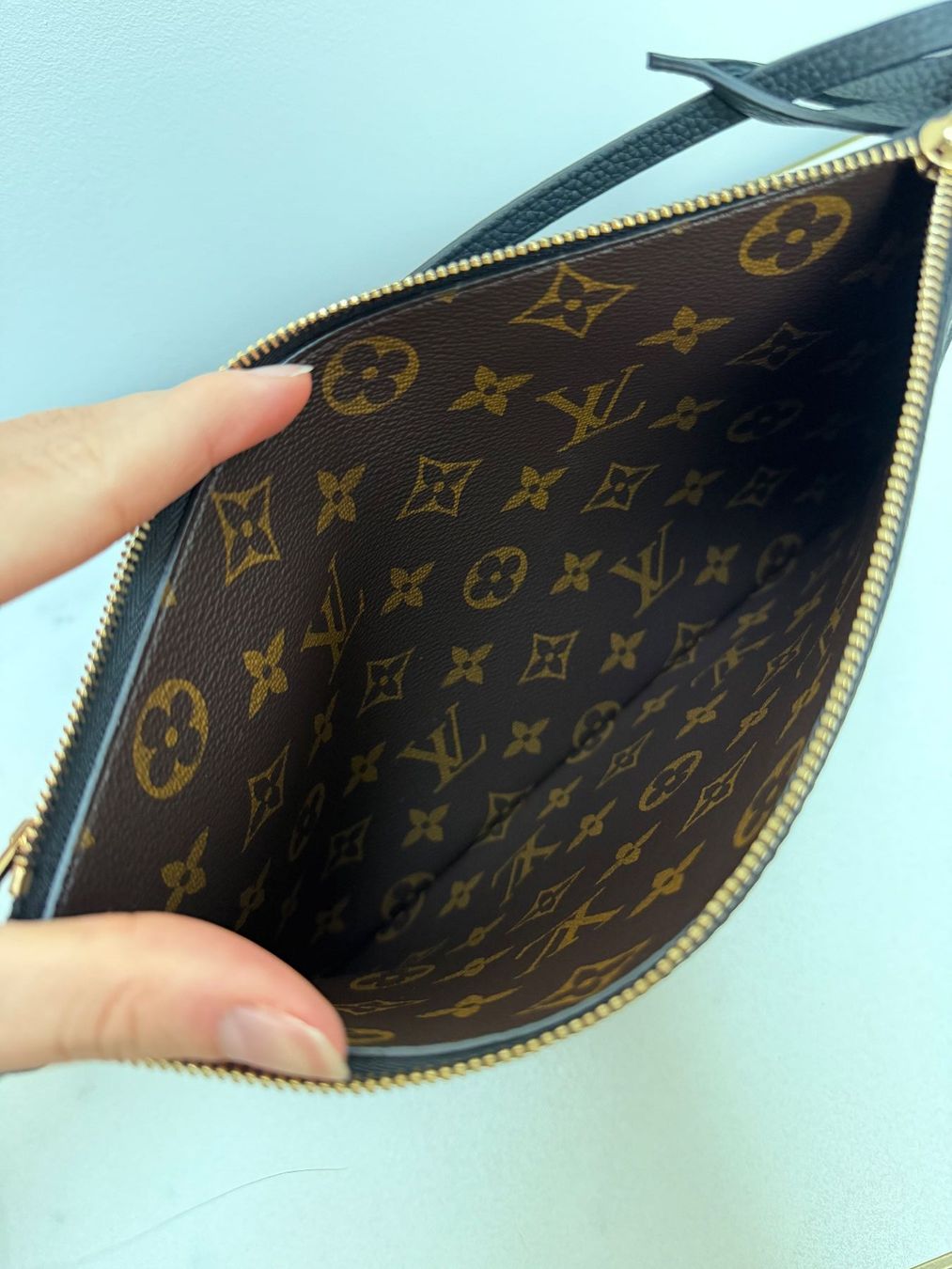 Louis Vuitton Kosmetikkoffer: NEW Louis Vuitton Pouch Inside Out – Neu (gemäss Beschreibung) aus Vacallo von kellyyy 5
