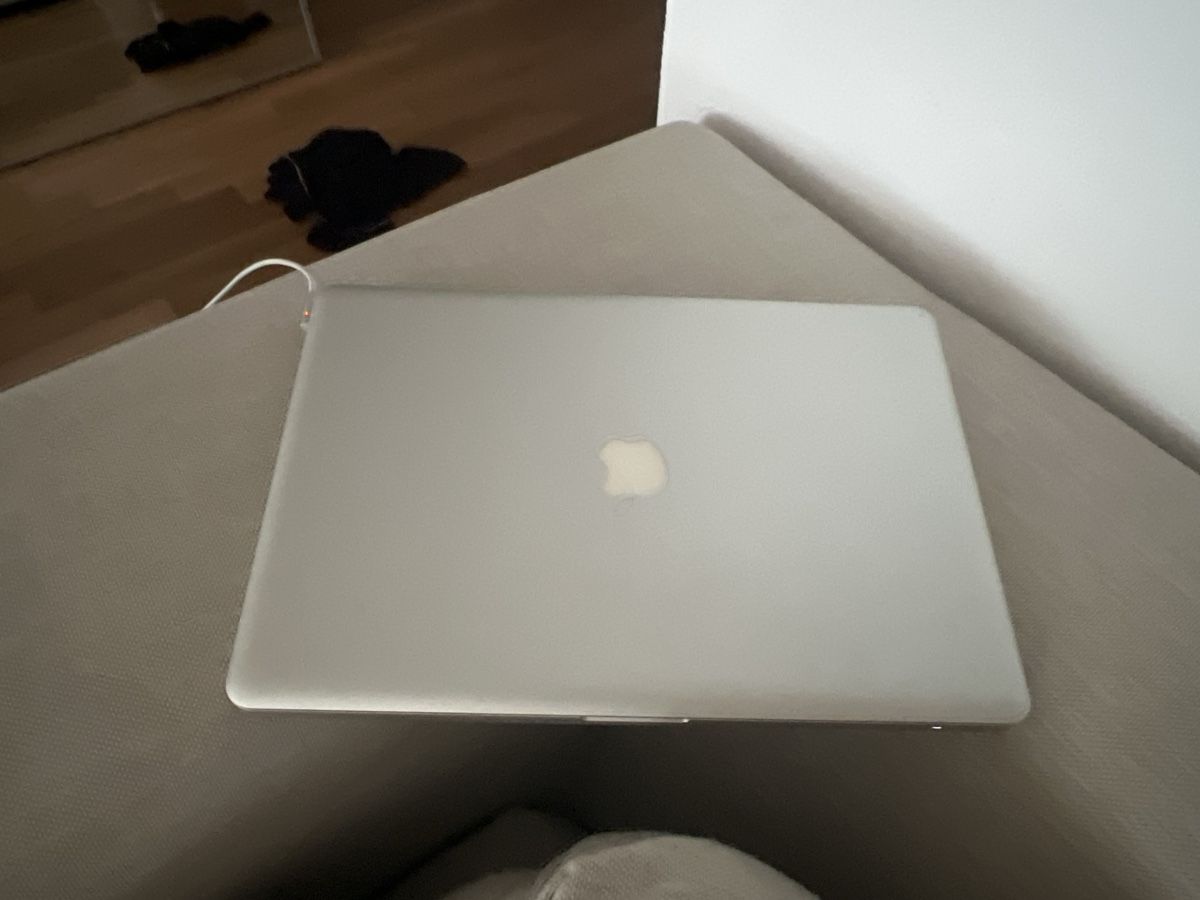 Apple Notebook: MacBook Pro 15" 2012 Core i7 16GB RAM Good Condition – Usato da Basel venduto da max_mgr8 2