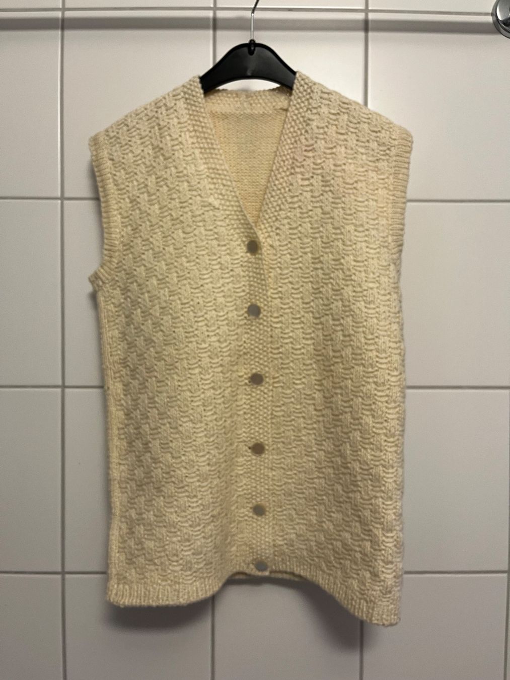 Gilet & Giacche senza maniche: Vintage Strickweste Pullunder beige Wolle 36 – Usato da Clarens venduto da Lois86