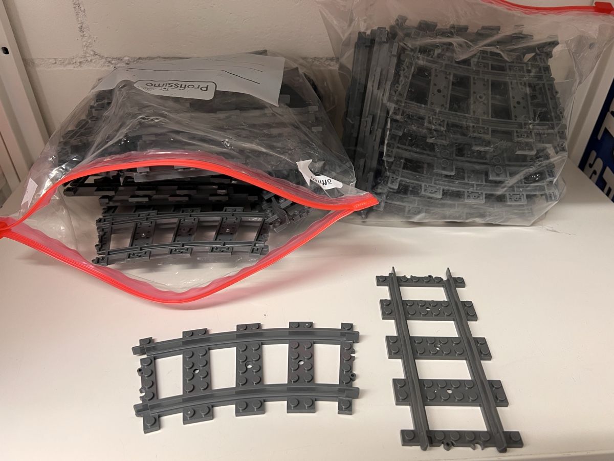 Lego Giocattoli: Lego Zug Schienen – Usato da Volketswil venduto da JulBar2014 1