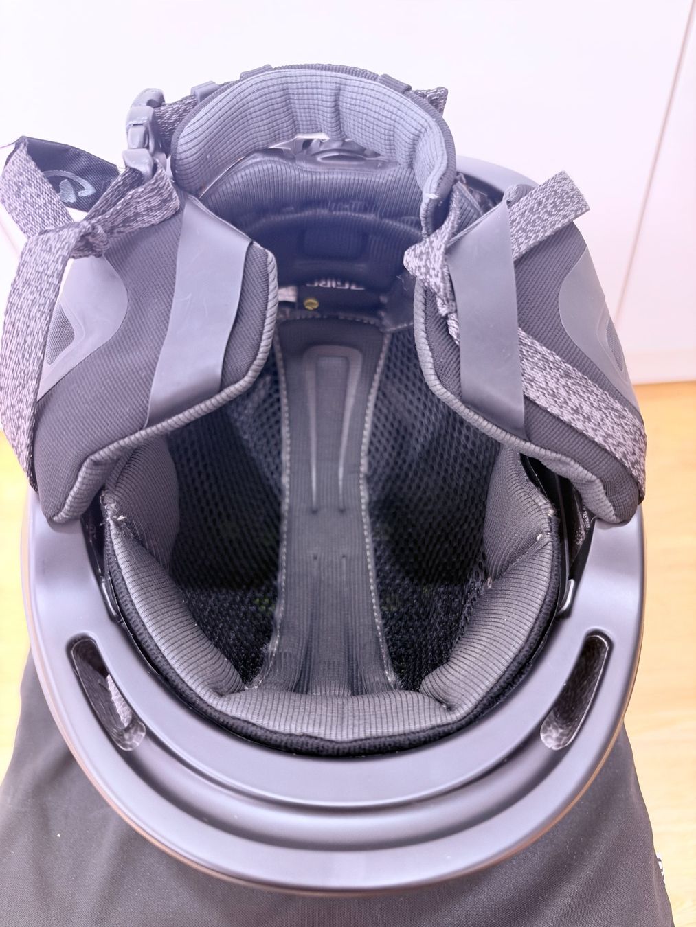 Giro Helme: Giro Skihelm Grösse S, Union mit Mips Technology – Gebraucht aus Meilen von manukau 3
