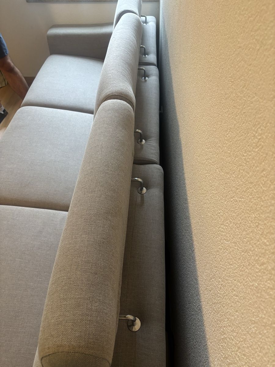 Sofas: Full Reclining Corner Sofa - Grey - Excellent Condition – Neuf (Voir description) à Bern par cia_6q9y 3