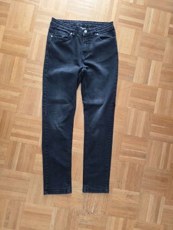 schwarze Jeanshose, Hose, schwarz, Grösse 40