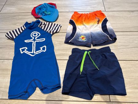 Jungs Badehose Set Gr. 98/104, 4 teilig