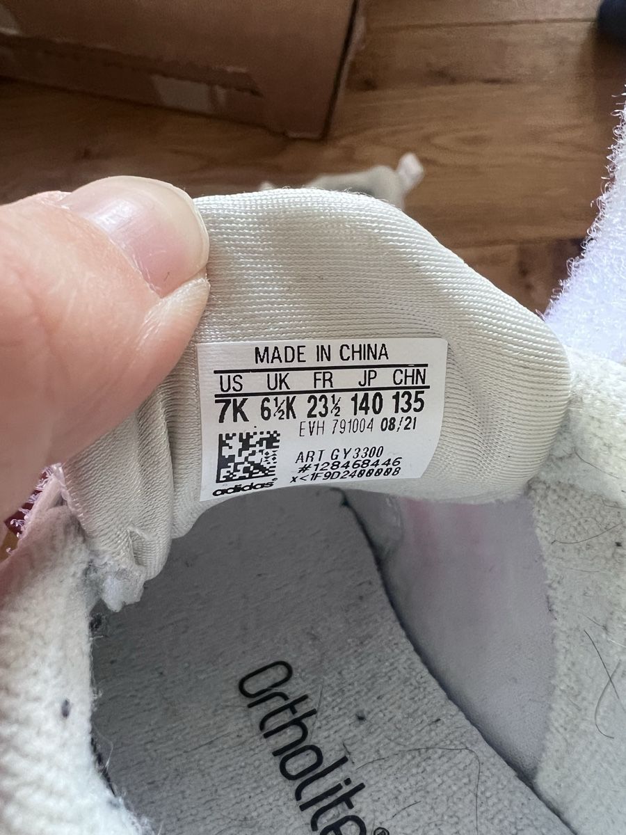 Adidas Scarpe per ragazzi: Adidas Kinderschuhe Gr. 23 – Usato da Breitenbach venduto da Saskia.Betschart 1