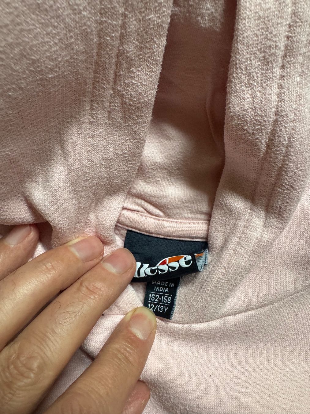 Ellesse Pulls et sweat-shirts: Ellesse Kapuzenpullover rosa Grösse 152-158 gebraucht – D'occasion à Bäriswil BE par salatissimo 1