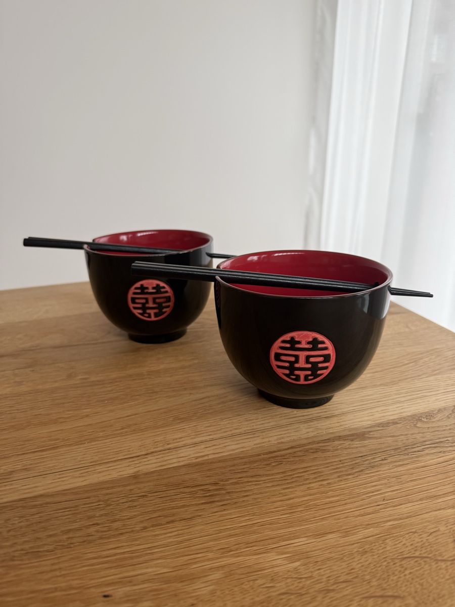 Ciotole: Asiatische Bowls mit Stäbchen – Usato da Schaffhausen venduto da GLXTCH