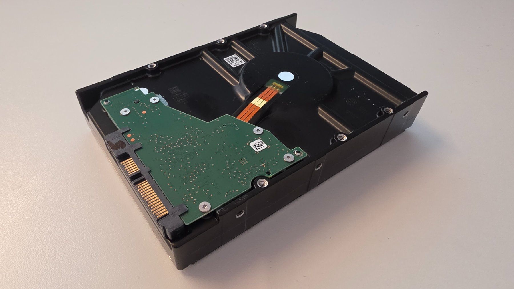 Seagate Dischi rigidi: 10TB HDD Seagate Ironwolf NAS – Usato da Künten venduto da Thozogg 2
