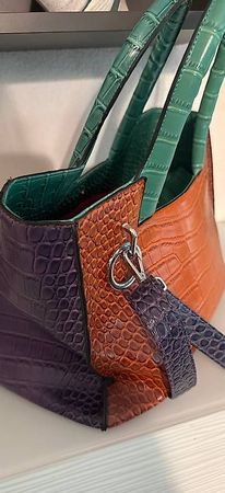Handtasche