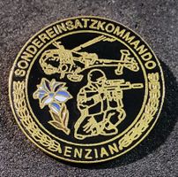 GG559 Pin Schweizer Soldat Sonderkommando Enzian Helikopter