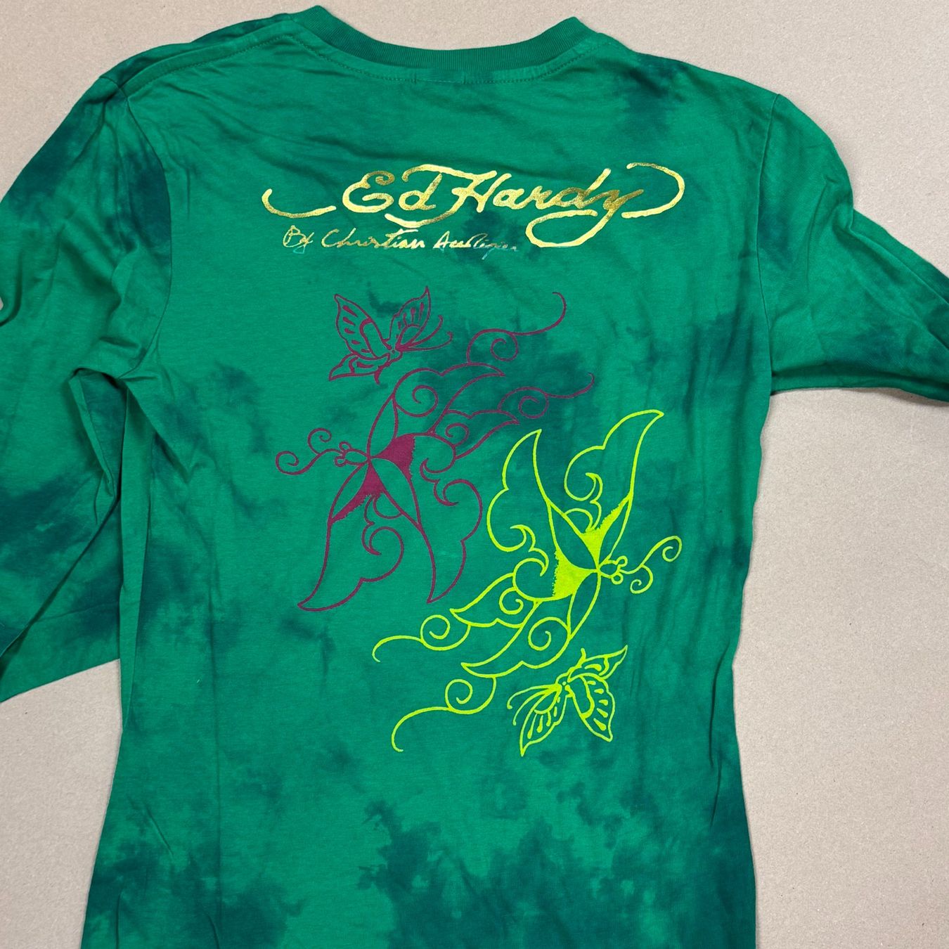 Ed Hardy T-shirt: Ed Hardy printed graphic long-sleeve y2k – Usato da St. Gallen venduto da sourced_limited 2