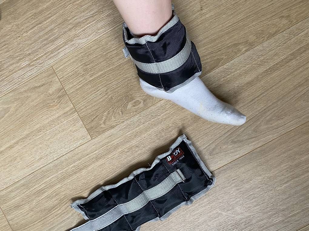 Manubri & Pesi: Umschnallbare Gewichte für Beine oder Arme – Usato da Frauenfeld venduto da an1.h 1