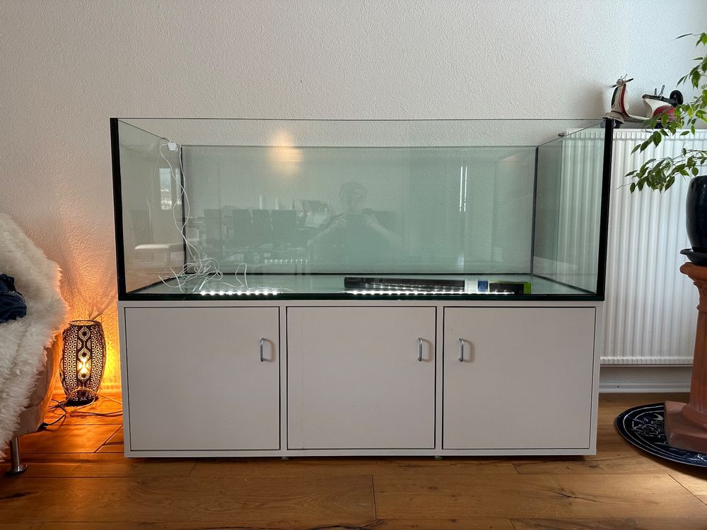 Aquarium 450 liter mit Led Leuchtbalken von Juwel | Kaufen auf Ricardo
