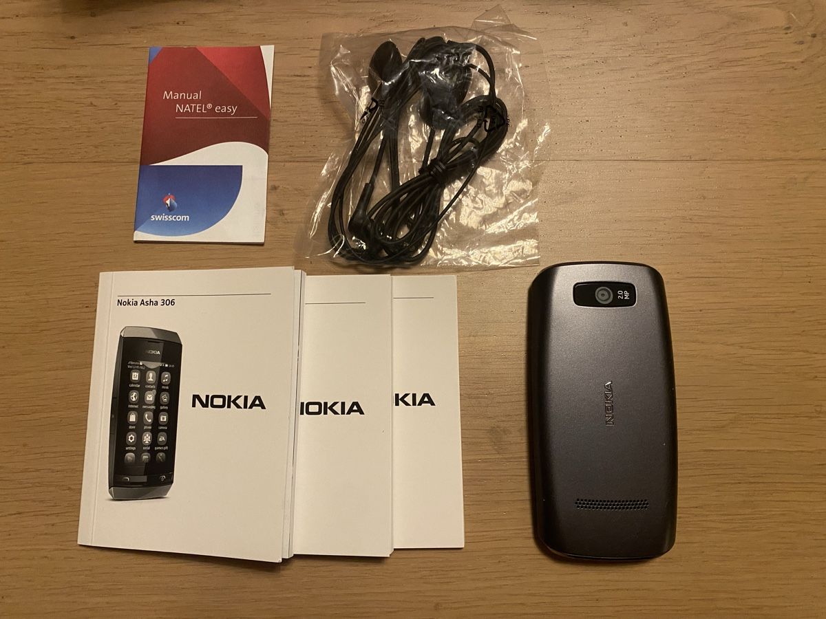 Nokia Telefoni cellulari / Smartphones: Nokia Handy Asha 306 – Usato da Zürich venduto da Kiron 2