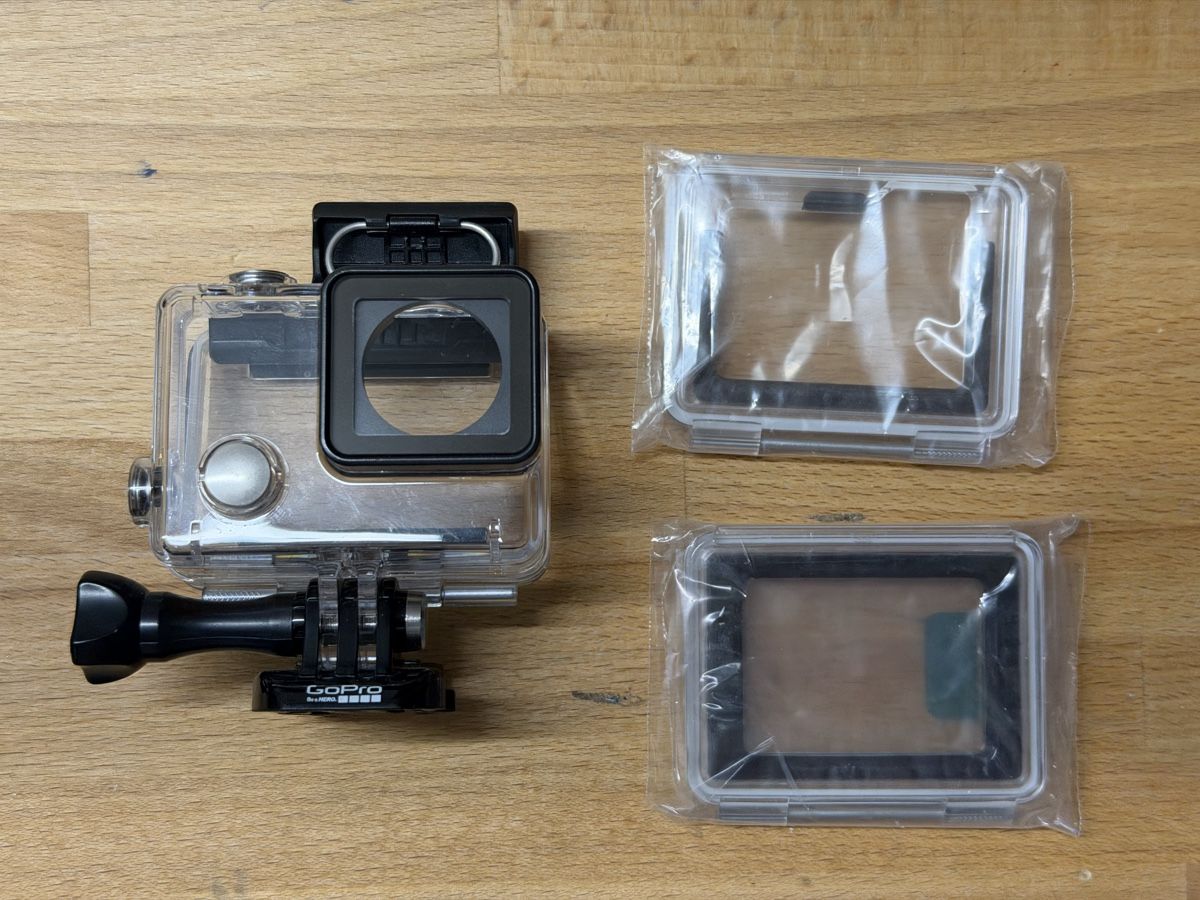 Gopro Action Cam: GoPro Hero 4 Silver Action Cam – Usato da Biel-Benken BL venduto da theskipster 2