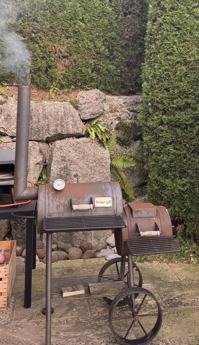 Grills: Smoker – Gebraucht aus Emmetten von cat_7fvq