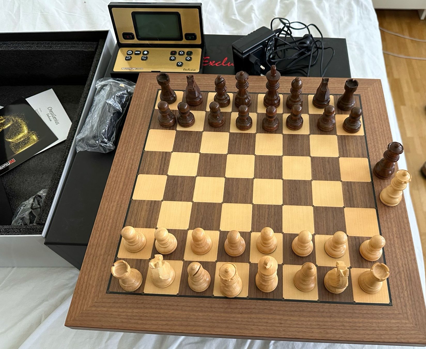 Spiele: Original Millenium ChessGenius Exclusive computer chess set – Gebraucht aus Adliswil von izu_gc5q