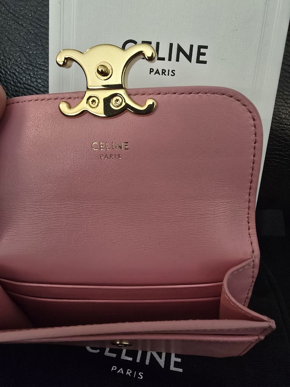 Celine Portamonete: Celine Triomphe Wallet in Rosé – Nuovo e nell'imballaggio originale da Gattikon venduto da lavric_d 5